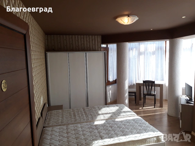Самостоятелна обзаведена стая до ЮЗУ  Благоевград, снимка 3 - Стаи под наем - 55064910
