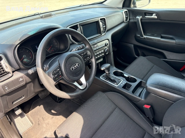 KIA Sportage 2.4 / 2019, снимка 10 - Автомобили и джипове - 54509103
