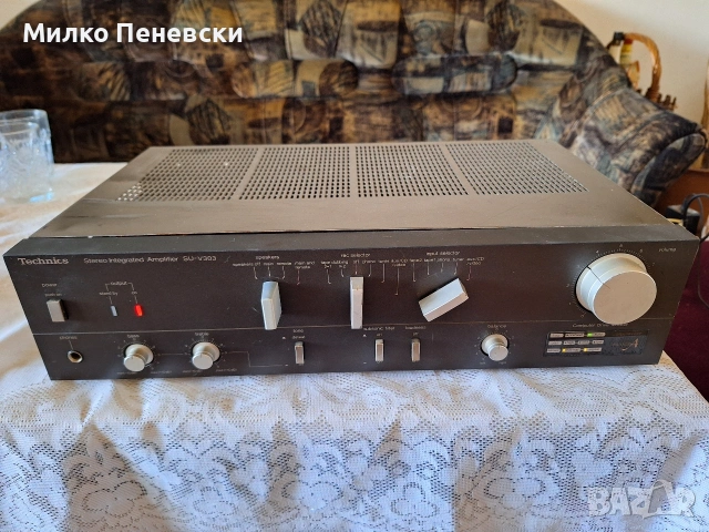 TECHNICS SU-V 303 STEREO AMPLIFIER.MADE IN JAPAN.