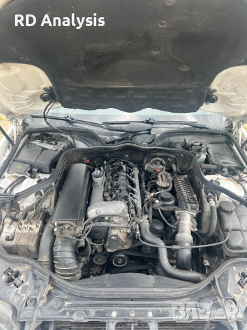 Mercedes E 220, снимка 10 - Автомобили и джипове - 54581281