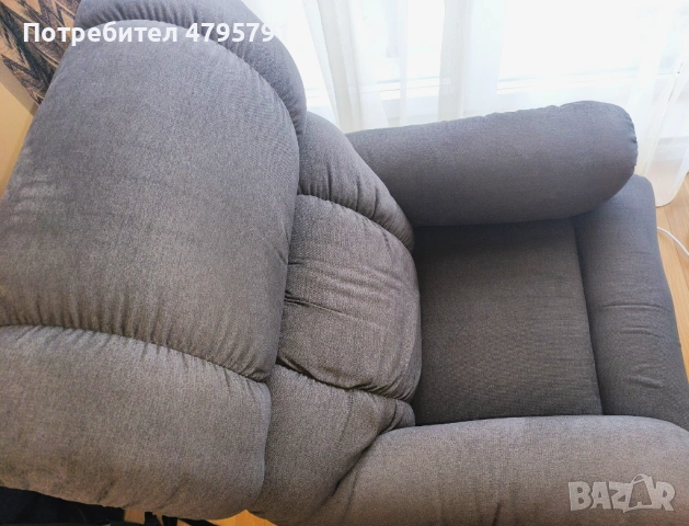 ФОТЬОЙЛ С РЕЛАКС МЕХАНИЗЪМ LA-Z-BOY PINNACLE ROCKER RECLINER SARAH SLATE, снимка 2 - Дивани и мека мебел - 54181413