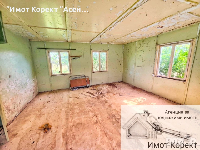 Имот Корект продава Поземлен имот с. Златовръх , снимка 4 - Складове - 54744046
