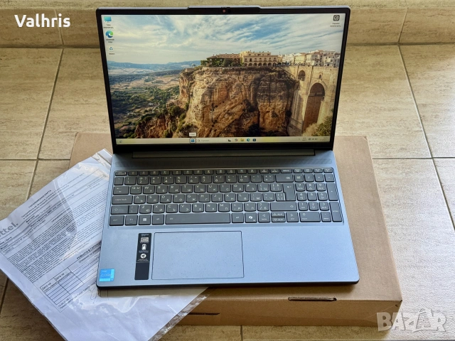 Lenovo IdeaPad Slim 3 / 15,3”инча / 13th Gen i5 / 16GB RAM / 1000GB SSD / ГАРАНЦИЯ ! ! !