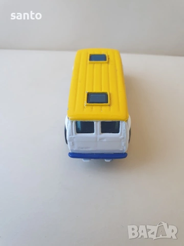 Matchbox Chevy Van, снимка 6 - Колекции - 54430614