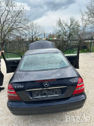 Mercedes E220-150 к.с, снимка 4 - Автомобили и джипове - 54045885