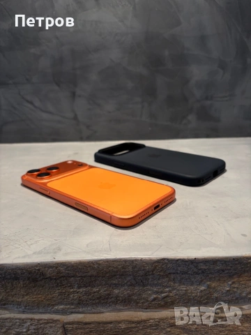 КАТО ЧИСТО НОВ Iphone 17 Pro Max Orange + Apple калъф, снимка 4 - Apple iPhone - 54101800