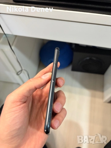 iPhone SE 2022 3rd Generation 64GB, снимка 4 - Apple iPhone - 54415654