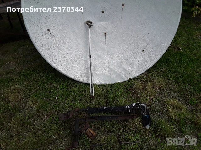 Сателитна чиния 140см, снимка 3 - Приемници и антени - 54560080