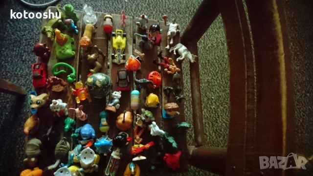 Играчки Kinder Surprise