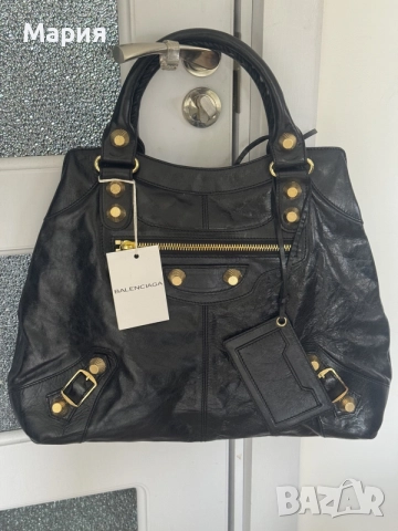 Голяма черна чанта от естествена кожа на „Баленциага/Balenciaga“ не използвана 