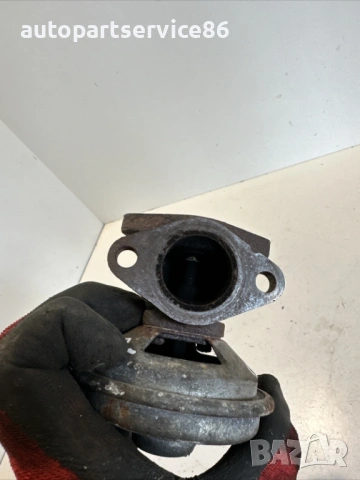 EGR клапан за Chevrolet Captiva 2.0 Vcdi (2010), снимка 2 - Части - 54631564