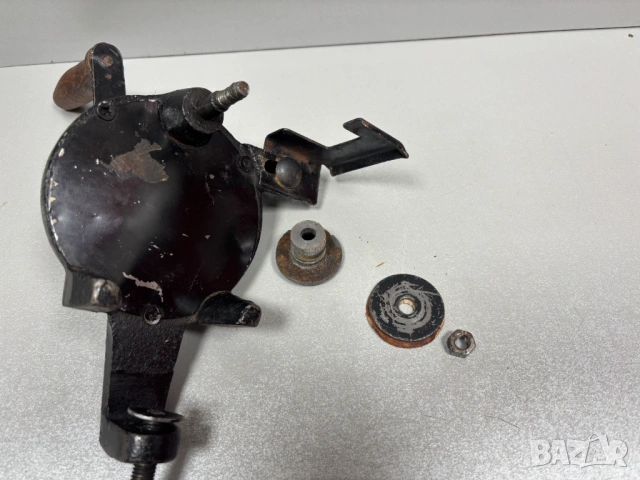 Стар, здрав, работещ Ръчен Шмиргел, снимка 9 - Други инструменти - 48779090