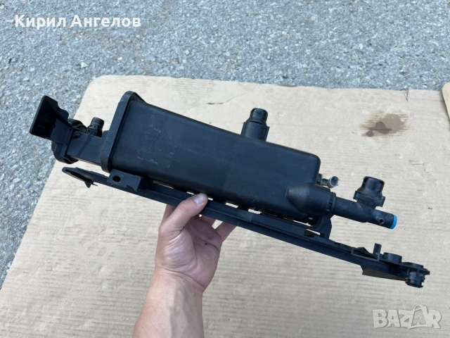 Разширителен съд със стойката за BMW E46 Бензин, снимка 4 - Части - 54382579