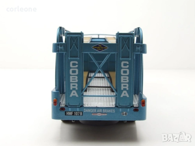 Fiat Bartoletti 306/2 Renntransporter 1956 - мащаб 1:43 на ixo models моделът е нов в PVC кейс, снимка 7 - Колекции - 55010678