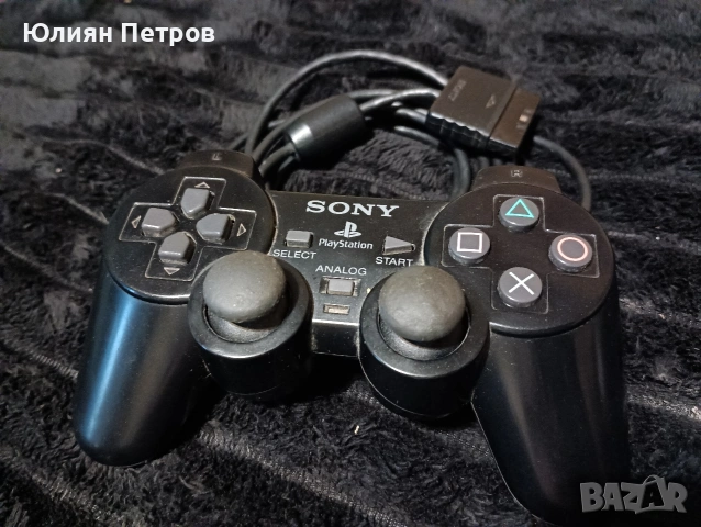 Продавам нов оригинален джойстик за Пс2!!