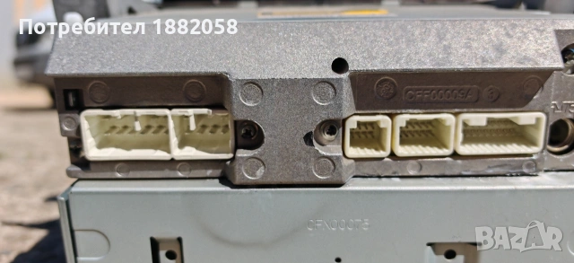 Продавам радио CD панел за управление за Toyota Yaris, снимка 5 - Части - 54404653