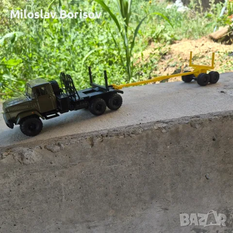 КРАЗ 6446 лесовоз в мащаб 1:43, снимка 6 - Колекции - 55332423