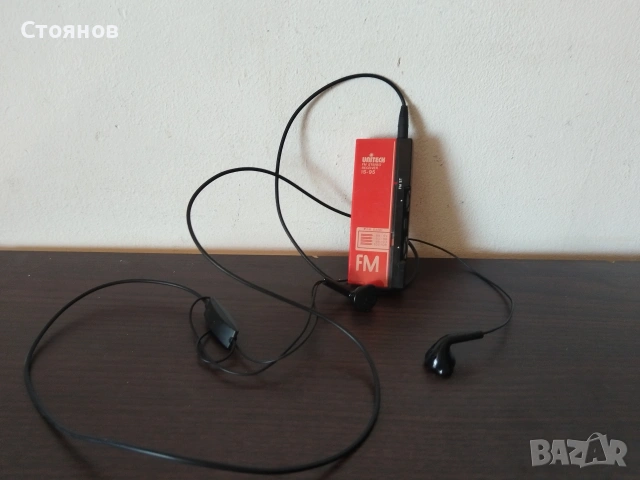UNITECH  FM Stereo Receiver IS-95 Pocket Radio