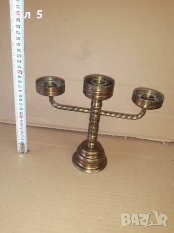 Стар тежък масивен троен бронзов свещник, снимка 2 - Антикварни и старинни предмети - 54368308