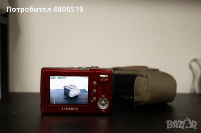 Дигитален фотоапарат - Samsung S750, снимка 2 - Фотоапарати - 54729034