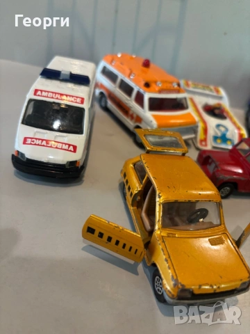 Corgi 1:43 лот метални колички, снимка 3 - Колекции - 54741494