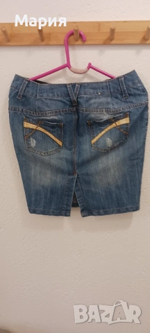 Дамски къси панталони и поли .Mango   Benetton ,Springfield , снимка 9 - Поли - 45372517