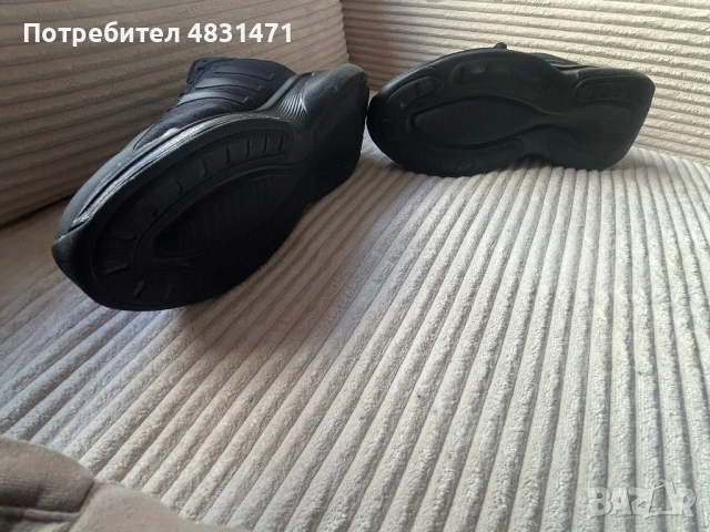Здравейте продавaм Adidas Bounce!Почти нови маратонки – носени 2–3 пъти., снимка 2 - Маратонки - 54595165