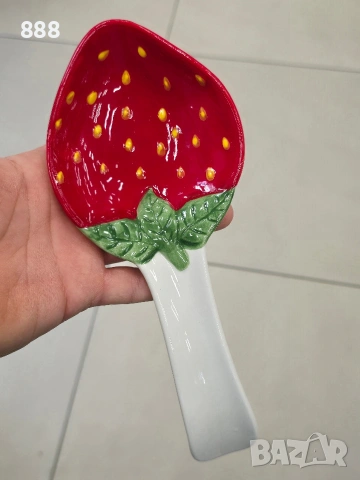 поставки за лъжици 