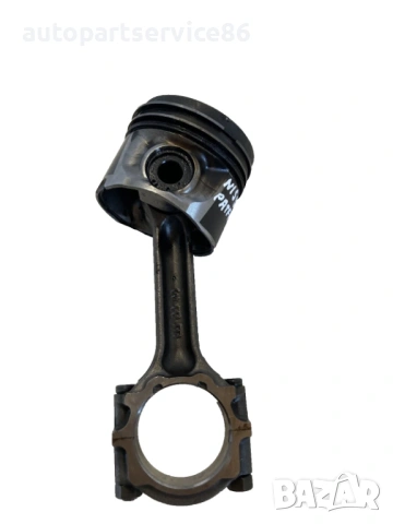 Бутало с биела за Nissan Pathfinder YD25 2.5 DCI (2009) EB3