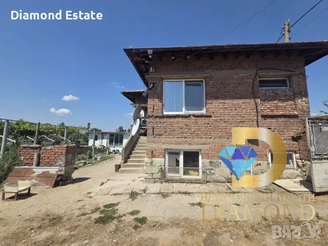 Двуетажна къща с гараж в село Брод, общ. Димитровград, снимка 2 - Къщи - 55311619