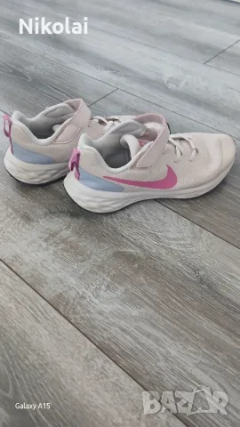 Детски маратонки Nike, снимка 3 - Детски маратонки - 55454076