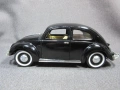 1/18 МЕТАЛНА КОЛИЧКА МАЩАБЕН МОДЕЛ VOLKSWAGEN EXPORT SEDAN 1951 MAISTO, снимка 2