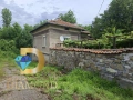 Двуетажна къща в село Николово, обл. Хасково, снимка 1