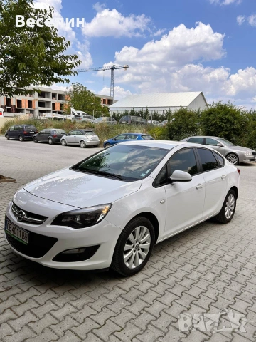 Opel Astra 1.6 CDTI Гаранция + сервизна книжка, снимка 7 - Автомобили и джипове - 55283170