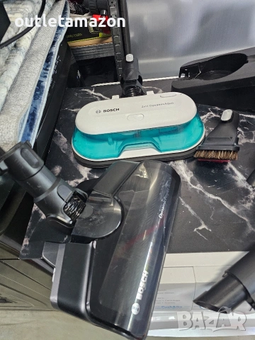Вертикална Прахосмукачка BOSCH UNLIMITED 7 PROHYGIENIC AQUA, снимка 7 - Прахосмукачки - 54516328