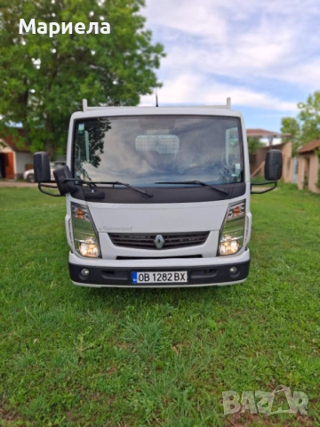 Продава се Renault Maxity Самосвал – отлично състояние! 