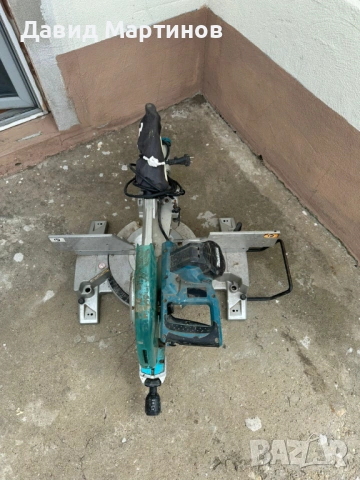 Makita LS1216 – Професионален циркуляр за рязане под ъгъл (Герунг), снимка 3 - Триони и циркуляри - 54762544