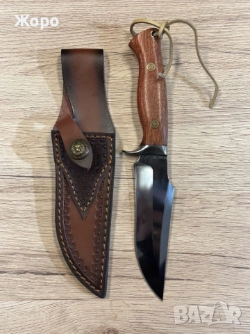 ЛОВЕН НОЖ със кожена Кания