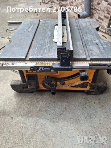 Dewalt циркуляр, снимка 2 - Циркуляри - 54491621