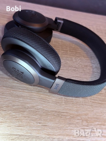 JBL Live 650BTNC безжични Bluetooth слушалки с активно шумопотискане (ANC), снимка 6 - Bluetooth слушалки - 54954164