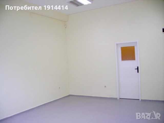 Луксозен магазин 35 кв.м. пътникопоток,голяма витрина, височина 3,60 м., светъл, две мивки,, снимка 11 - Магазини - 54780402