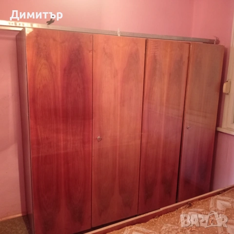 Четирикрилен гардероб , снимка 2 - Гардероби - 54823194