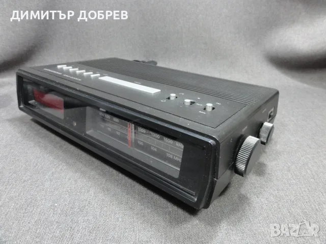 СТАР РЕТРО ТРАНЗИСТОР MW/FM РАДИО ЧАСОВНИК GRUNDIG SONO CLOCK 25, снимка 6 - Радиокасетофони, транзистори - 55645858
