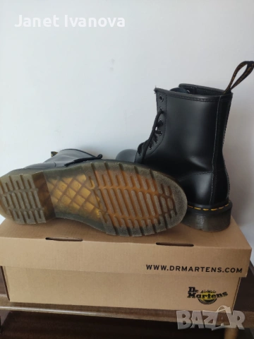 Dr.Martens 37 номер, снимка 2 - Дамски боти - 54159469