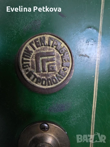 Масивен стар сейф/каса, снимка 3 - Антикварни и старинни предмети - 54279074