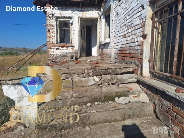 Стара къща с парцел в село Целина, общ. Чирпан, снимка 3 - Къщи - 47225036