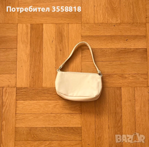 Чанти Bershka, снимка 2 - Чанти - 54999565