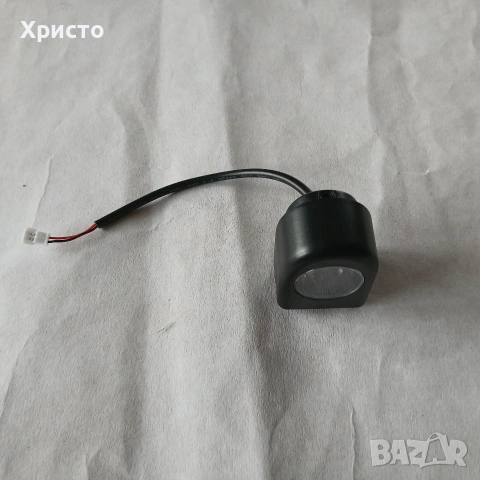 Фар за тротинетка Xaomi M 365. Нов!!!, снимка 3 - Скутери и тротинетки - 54455155