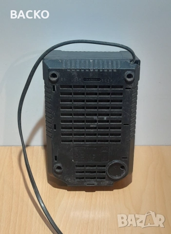 Зарядно BOSCH AL1860 CV, снимка 2 - Винтоверти - 54782125