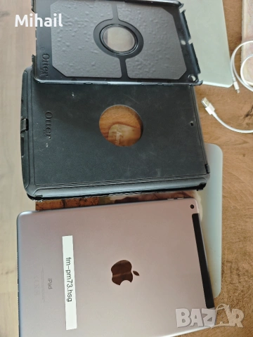 Apple iPad A1954 за части или ремонт, снимка 2 - Таблети - 54234035